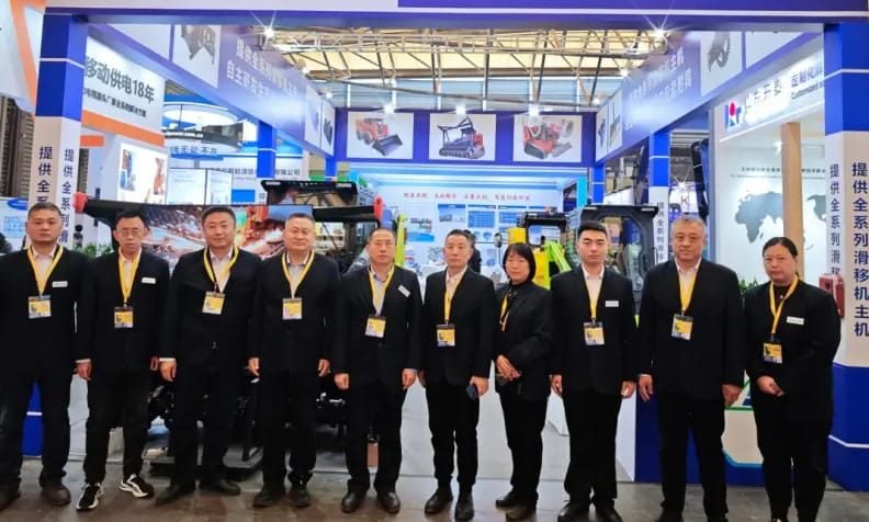 attend machinery exhitbiton attend machinery exhibiton